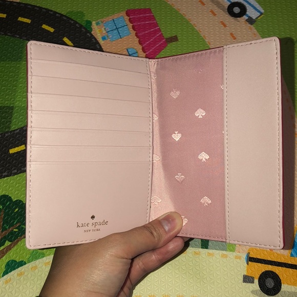 Kate Spade Passport Holder - Picture 2 of 3